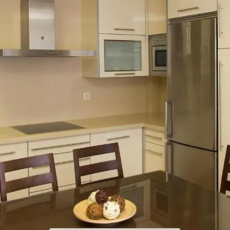 Apartment Dezamar *